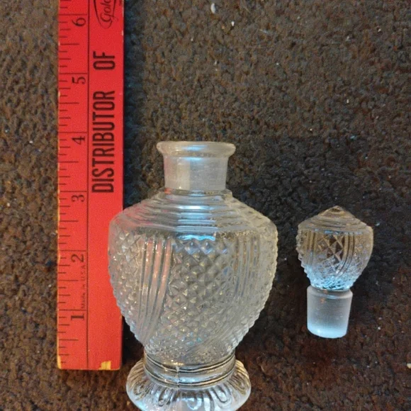 VINTAGE ADAM GLASS/  CRYSTAL EMPTY PERFUME BOTTLE,  MADE IN  ITALY! - Picture 2 of 14